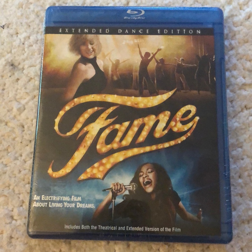 DVD 🌟